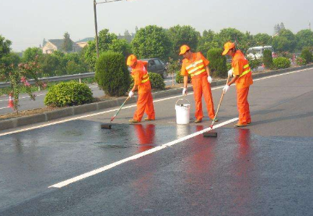 鄂州 彩色路面喷漆维修改色的使用寿命有多长？